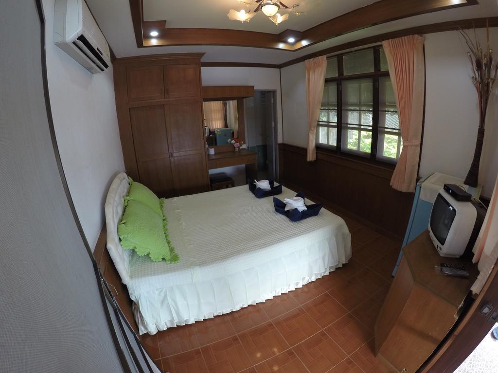 Guest house Tanyaporn House Haad Rin