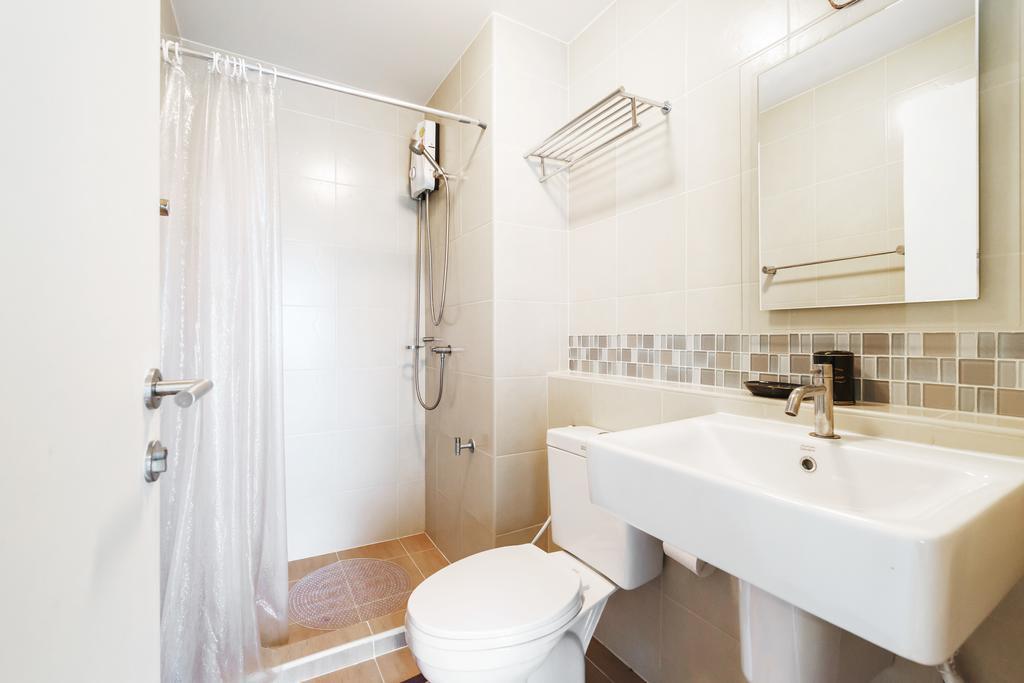 Baan Peang Ploen By Favstay Apartment