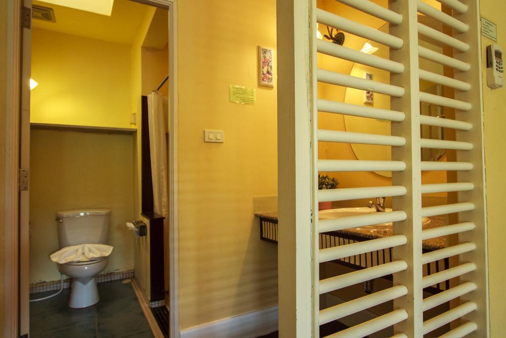 Brookside Valley Resort