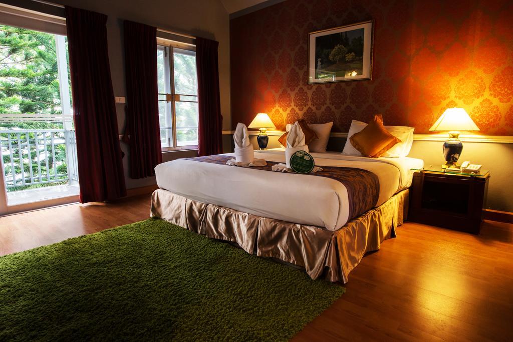 Resort Brookside Valley Rayong