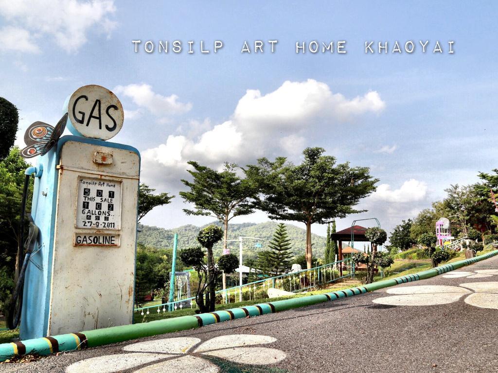 Tonsilp Art Resort 3*