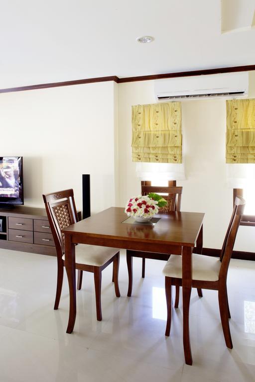 Baan Sankar *
