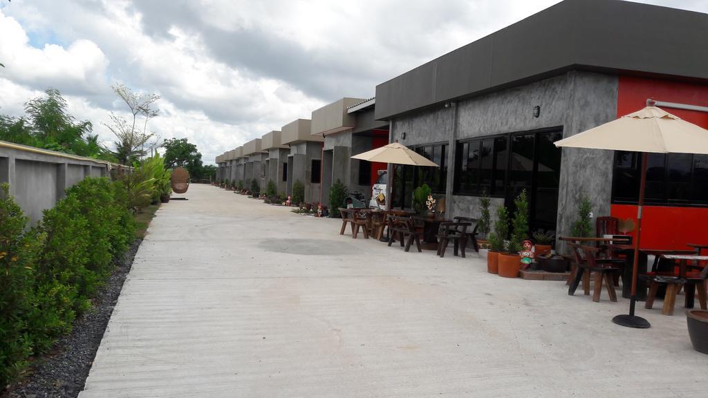 Resort Nuttakarn Bali Udon Thani
