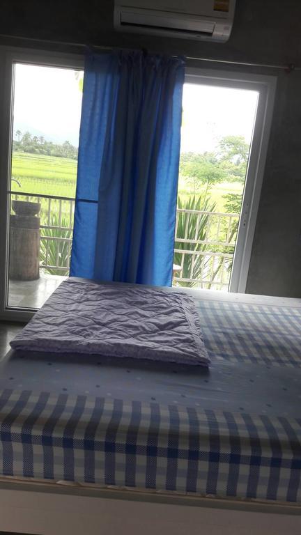 Guest house Baansunlomjoy *