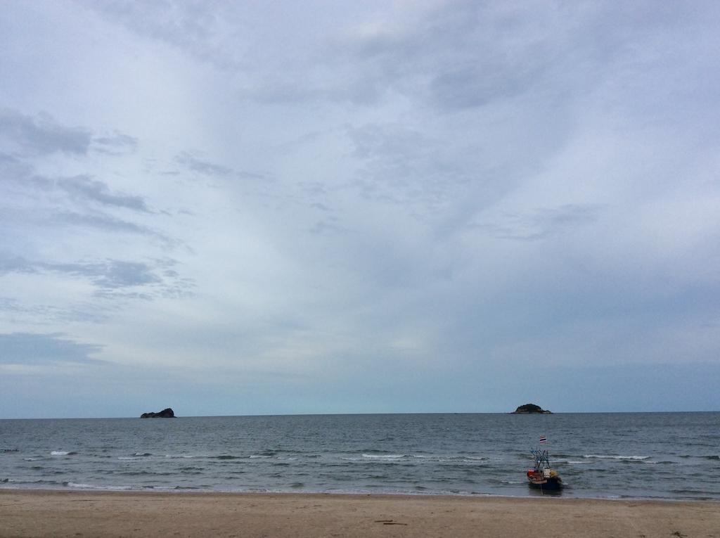 Away Tortugas At Hua Hin Apartment