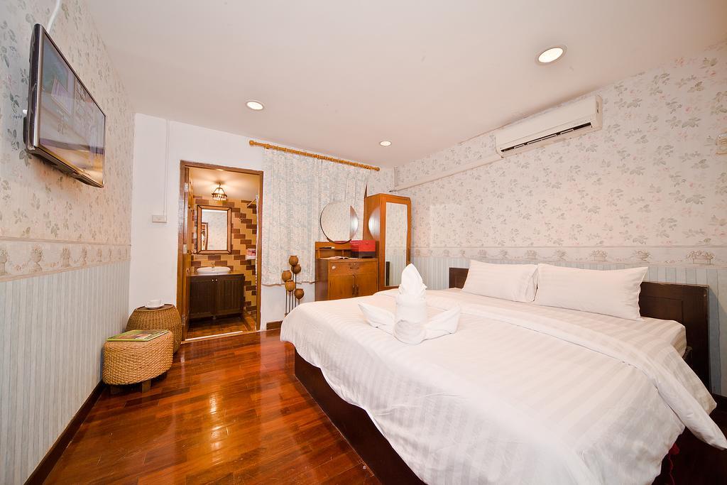 Villa Baan Ruean Thai *