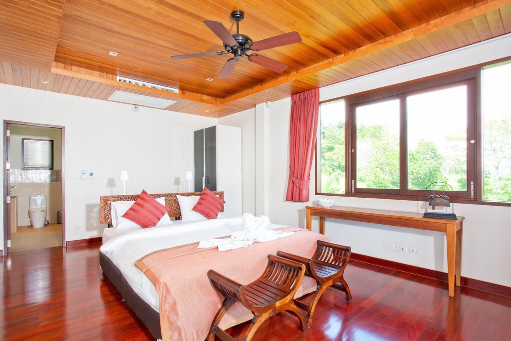 Ocean Breeze Villa Rawai
