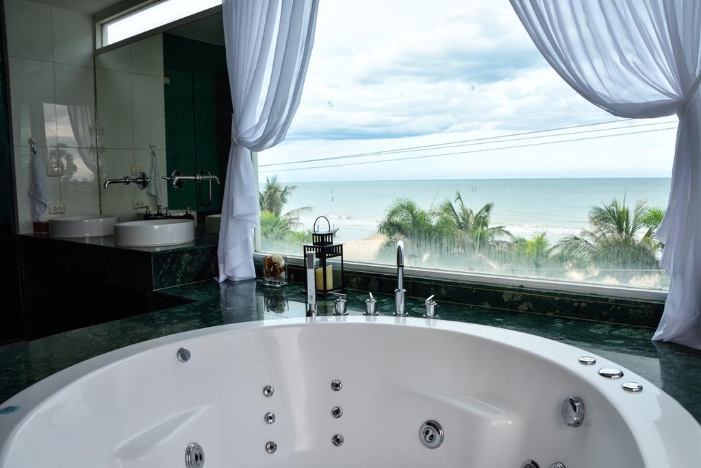 The Beach 2br Luxury Beachfront Chaam * Cha-Am