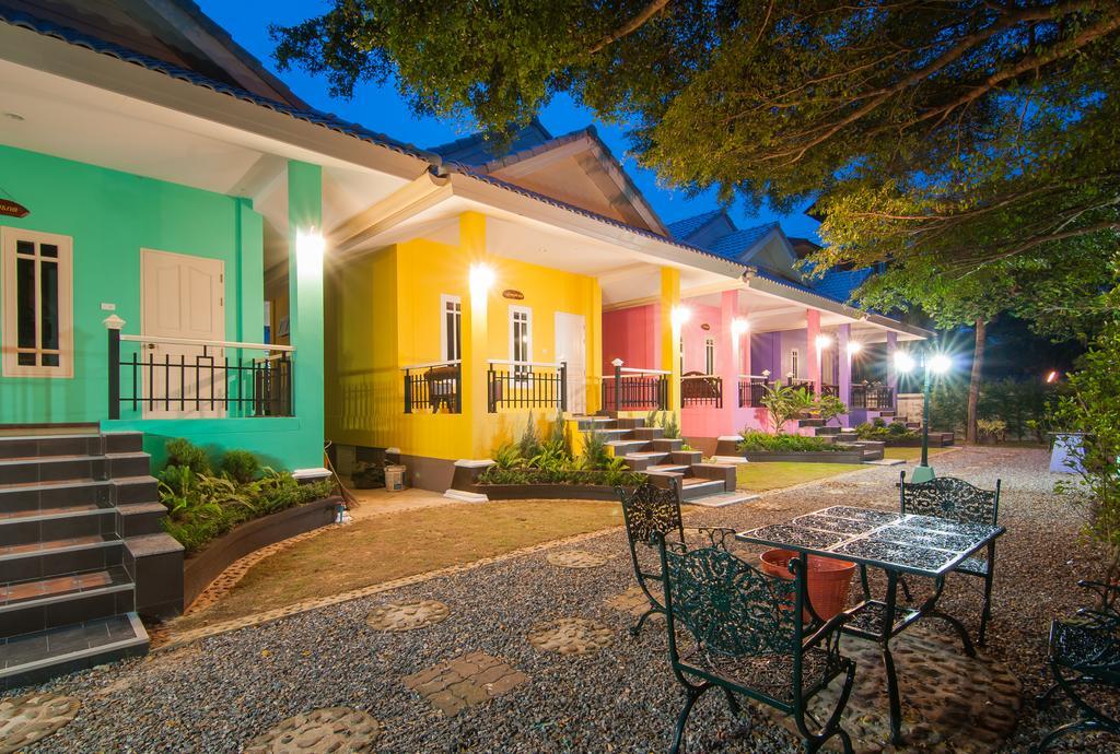 Tum Baan Suan ตุ่มบ้านสวน Resort