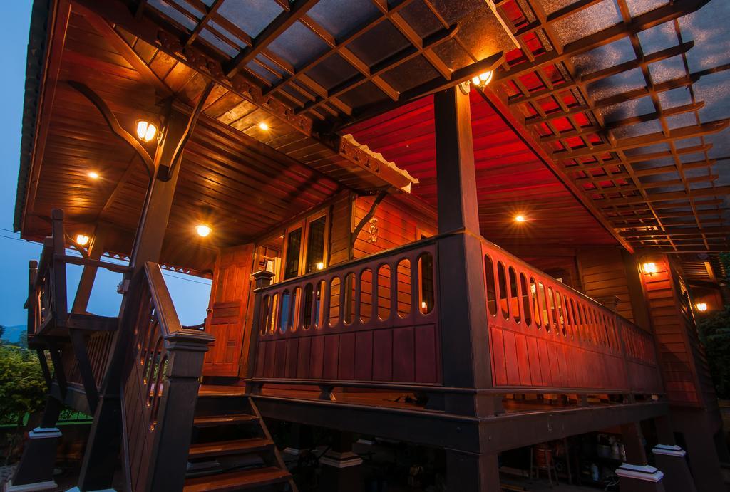 Resort Tum Baan Suan ตุ่มบ้านสวน *