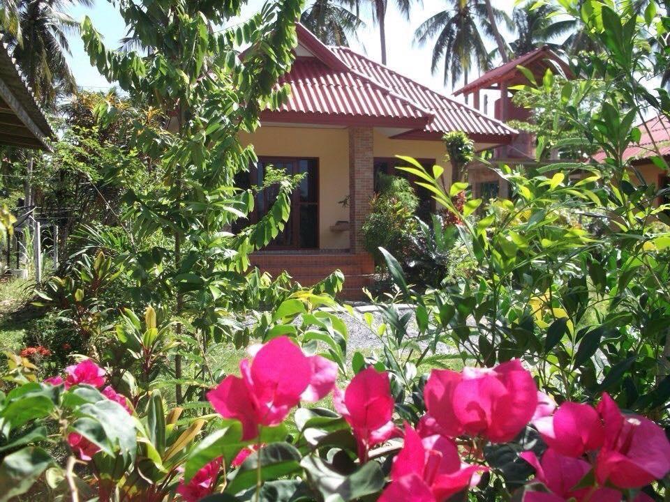 Guest house Happy 2*