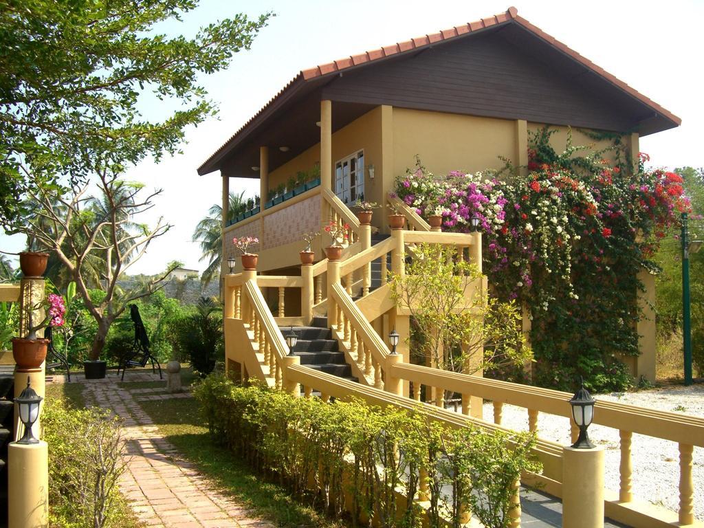 Pictory Garden 4* Sattahip