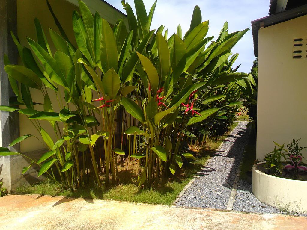 Garden 2* Khanom