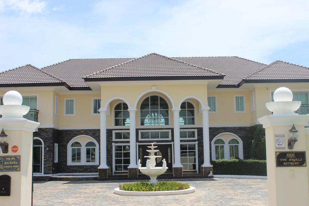 Guest house The Mansion