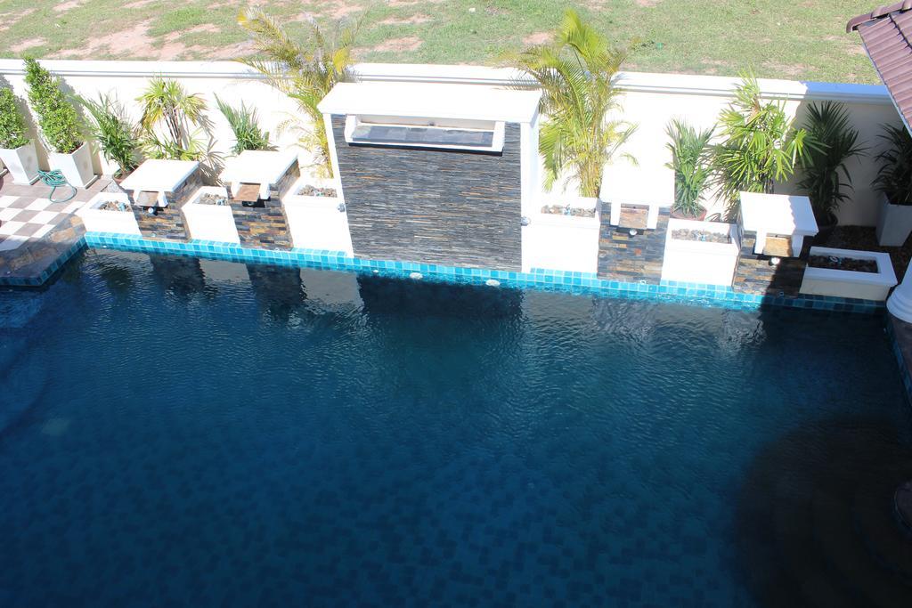 The Mansion Guest house Pran Buri