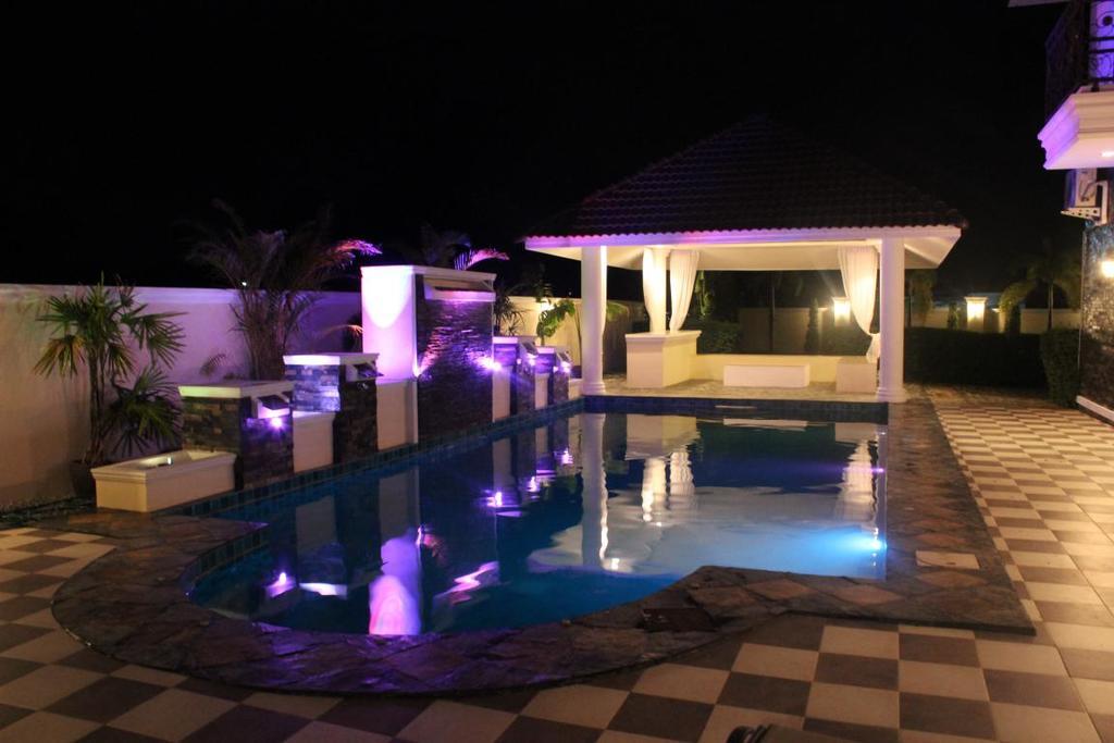 Guest house The Mansion
