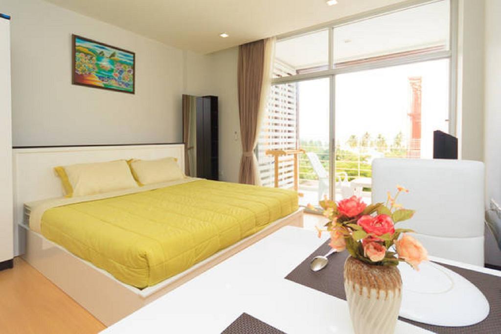 At Sea Condotel Ban Ko Kwang