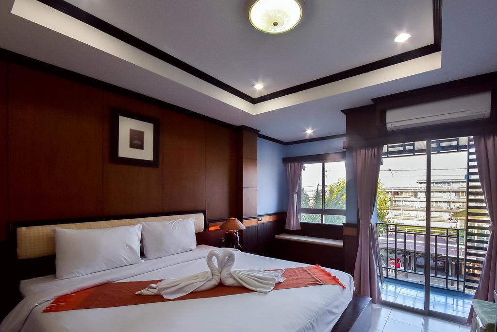 Hotel Season Palace Huahin