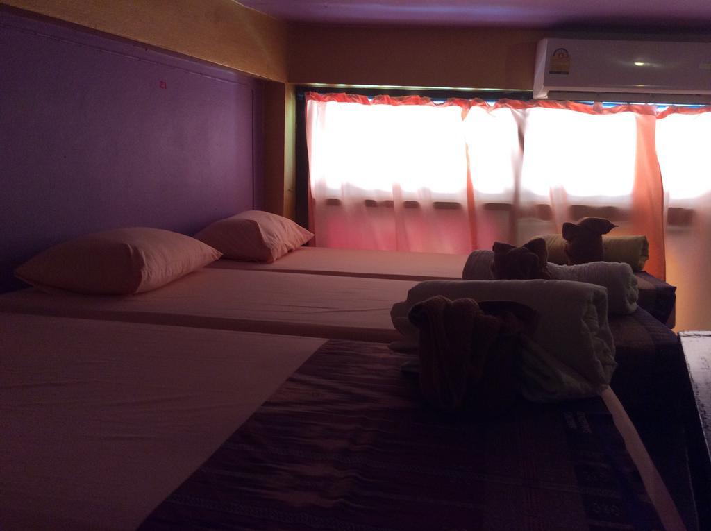 Maddy's Hostel *