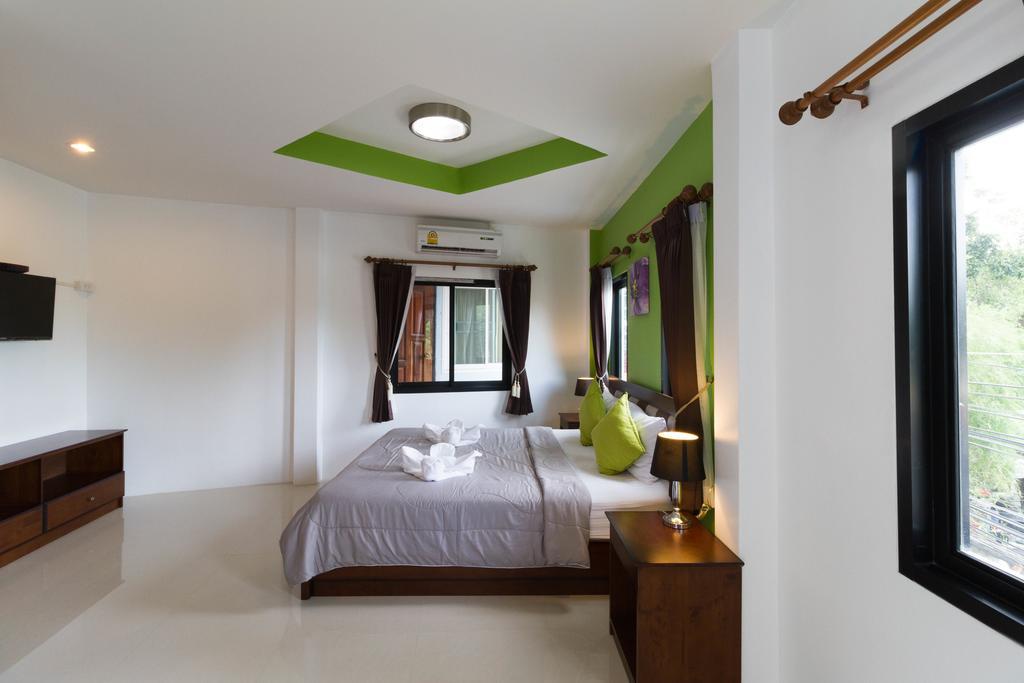 Samed Big Tree Guest house 2*