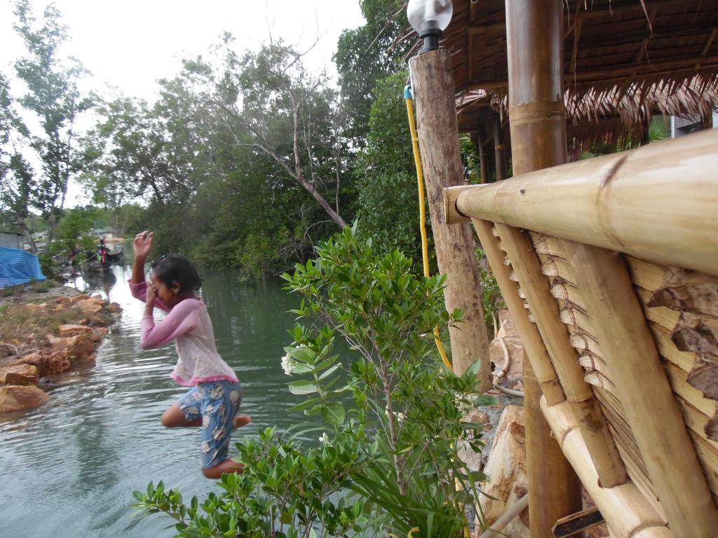Phu Tubkaek View House Hotel *