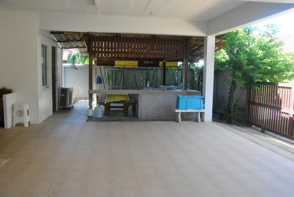 Baan Aroka Pool Sea View Villa *