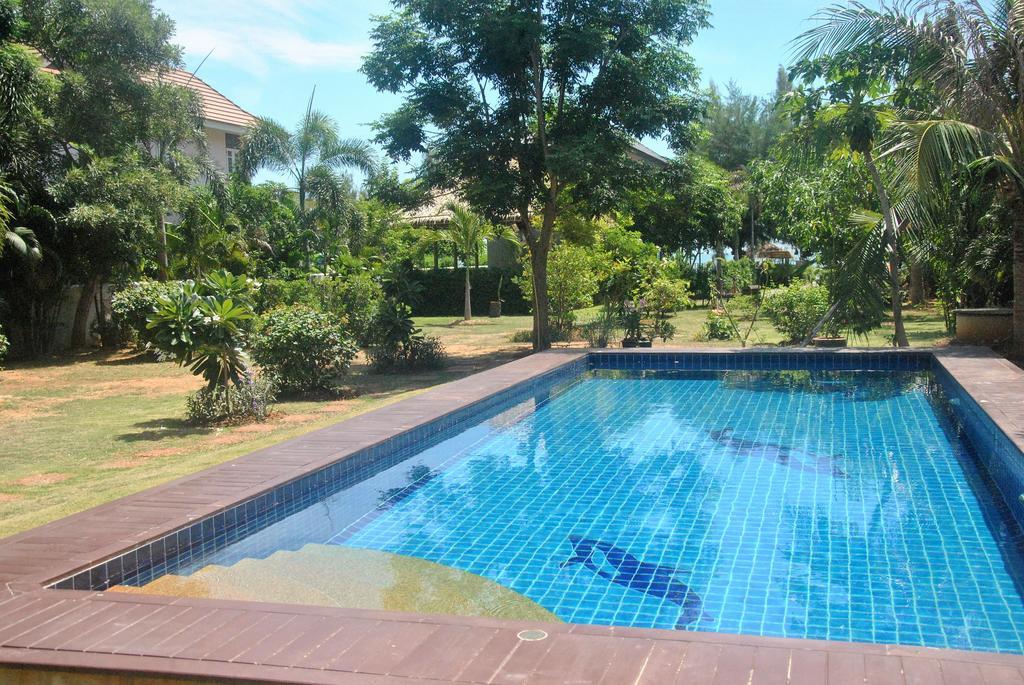 Baan Aroka Pool Sea View