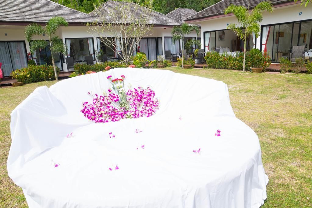 The Reef Resort