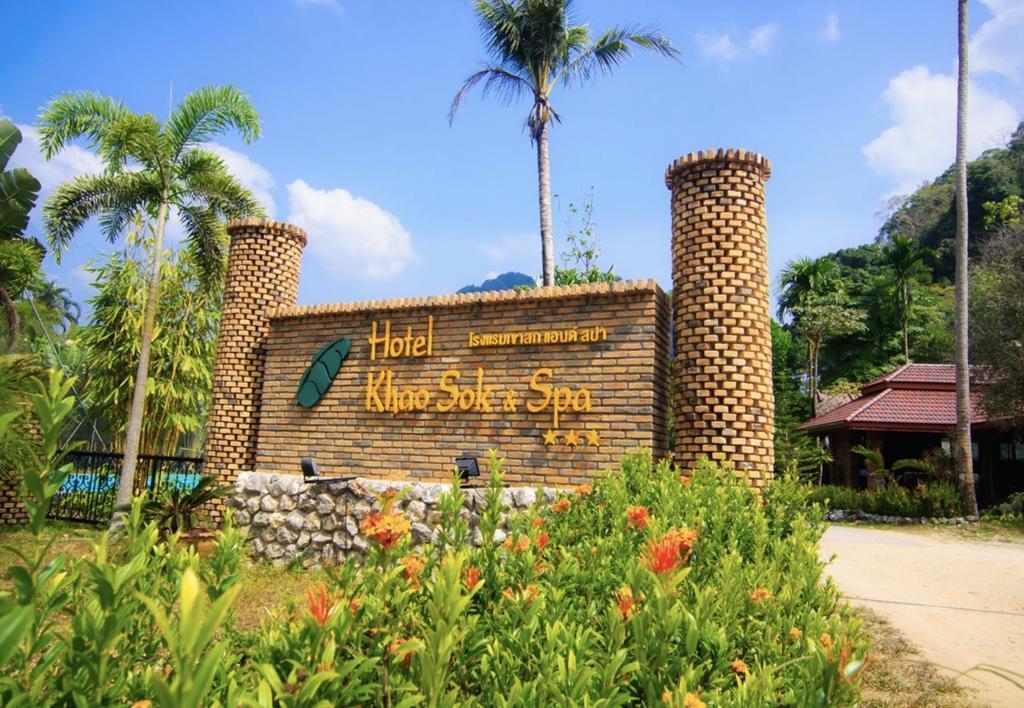 Resort Khaosok And Khao Sok National Park