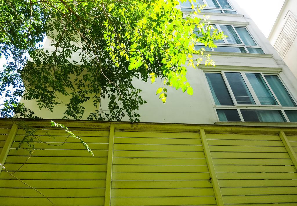 Baansilom Soi 3 Pensão