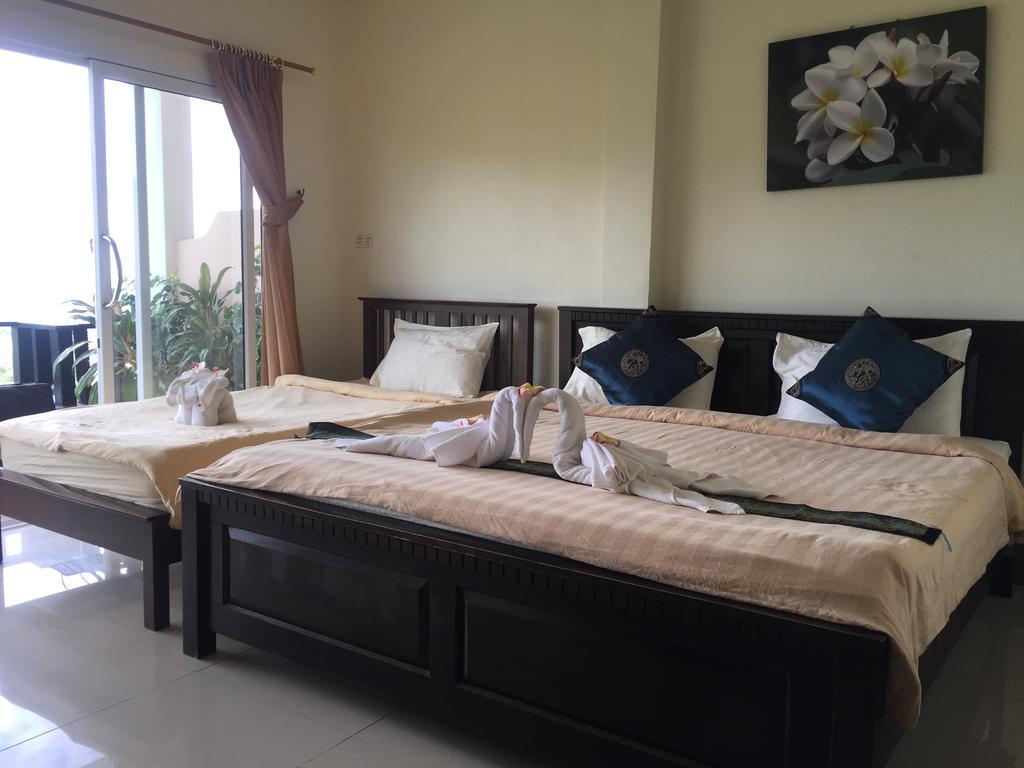 Sairee Seaview Hotel