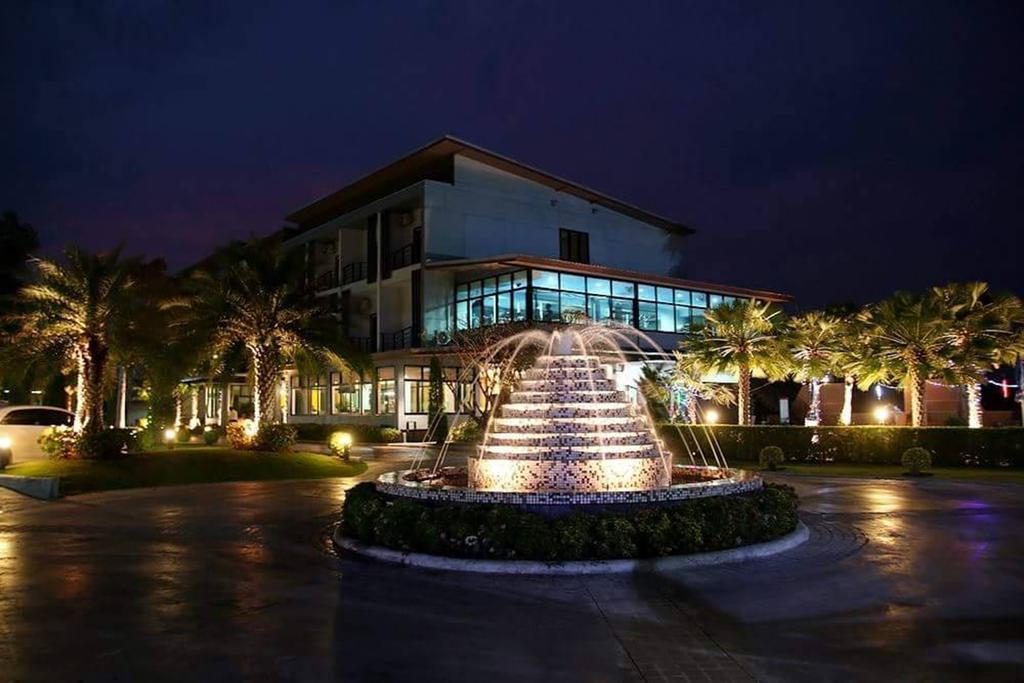 Hotel Ray Buriram