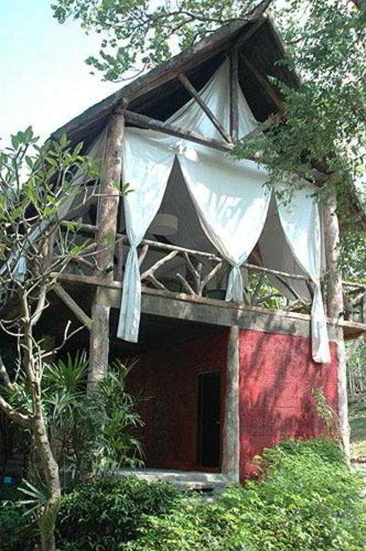 Khao Kheaw Es-ta-te & Safari Resort Si Racha