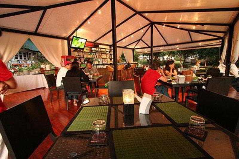 Resort Khao Kheaw Es-ta-te & Safari Si Racha