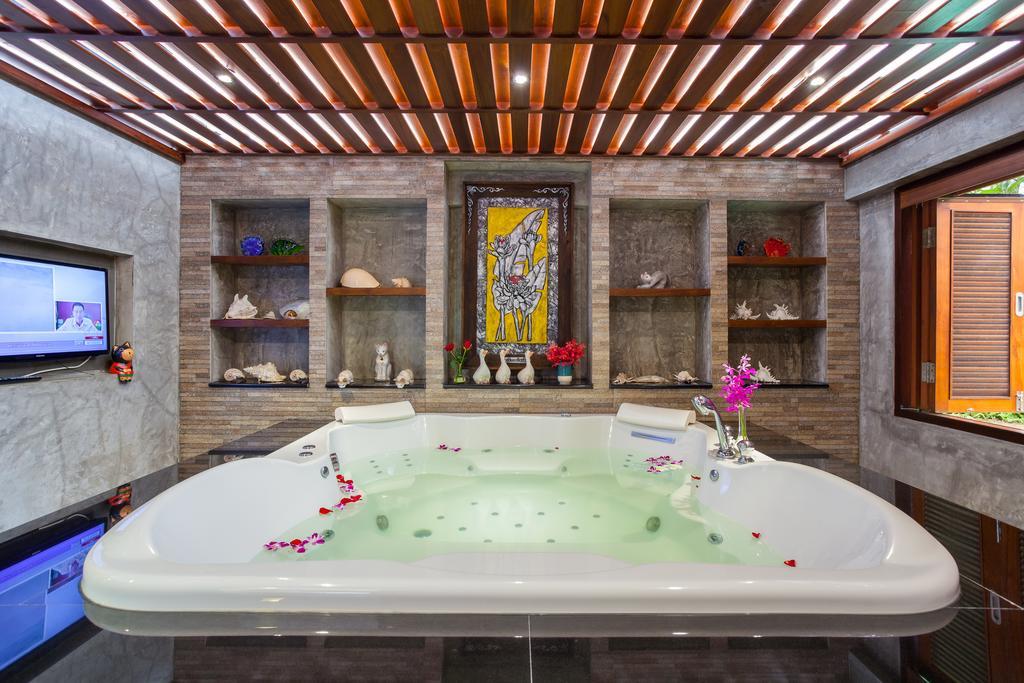 Raya Front - The In Resort 4*