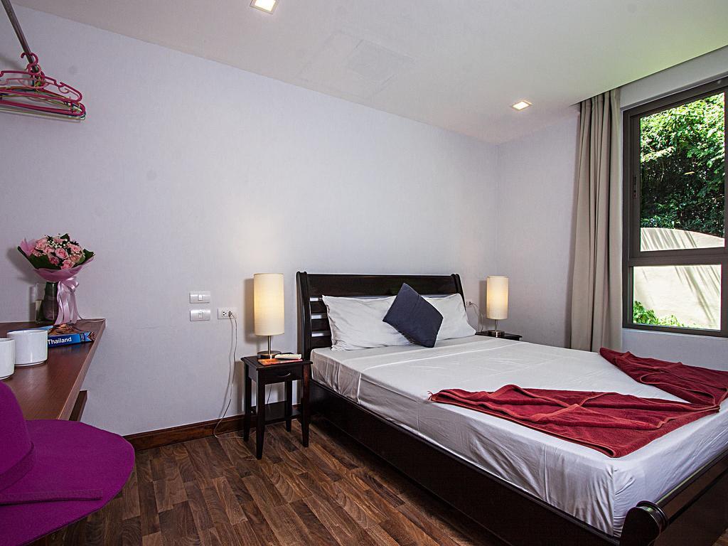 Ban Talay Khaw O12 - 4 Bedrooms Villa