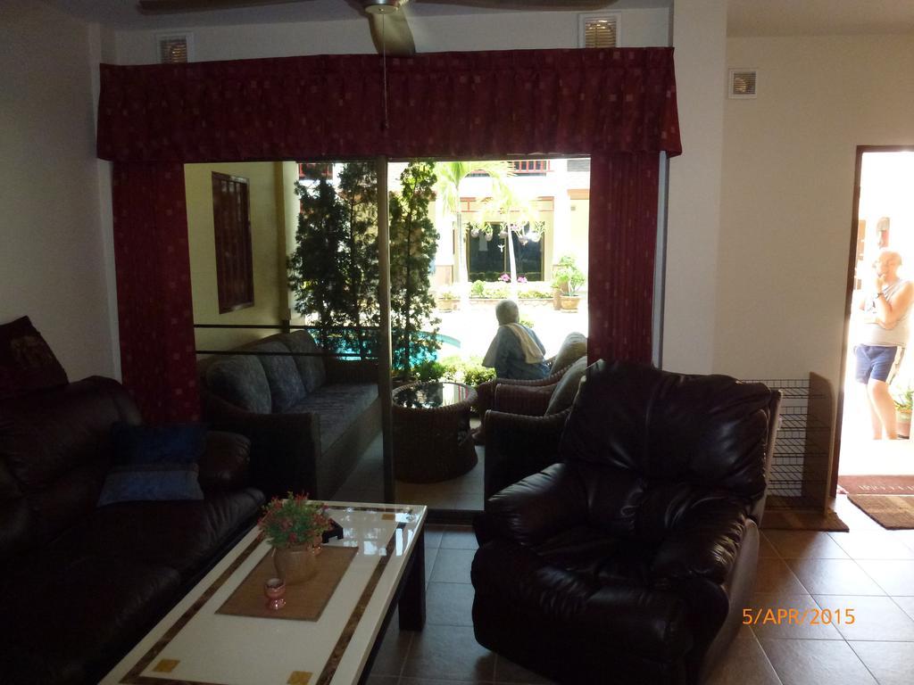 Organgrinder Thai Paradise South Villa *