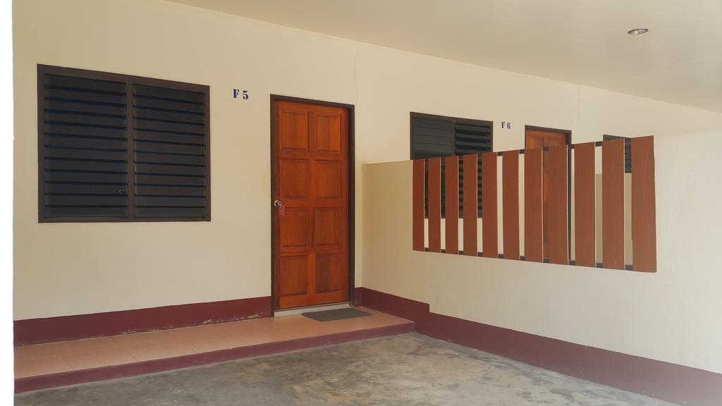Guest house 057 At Pak Meng 2*