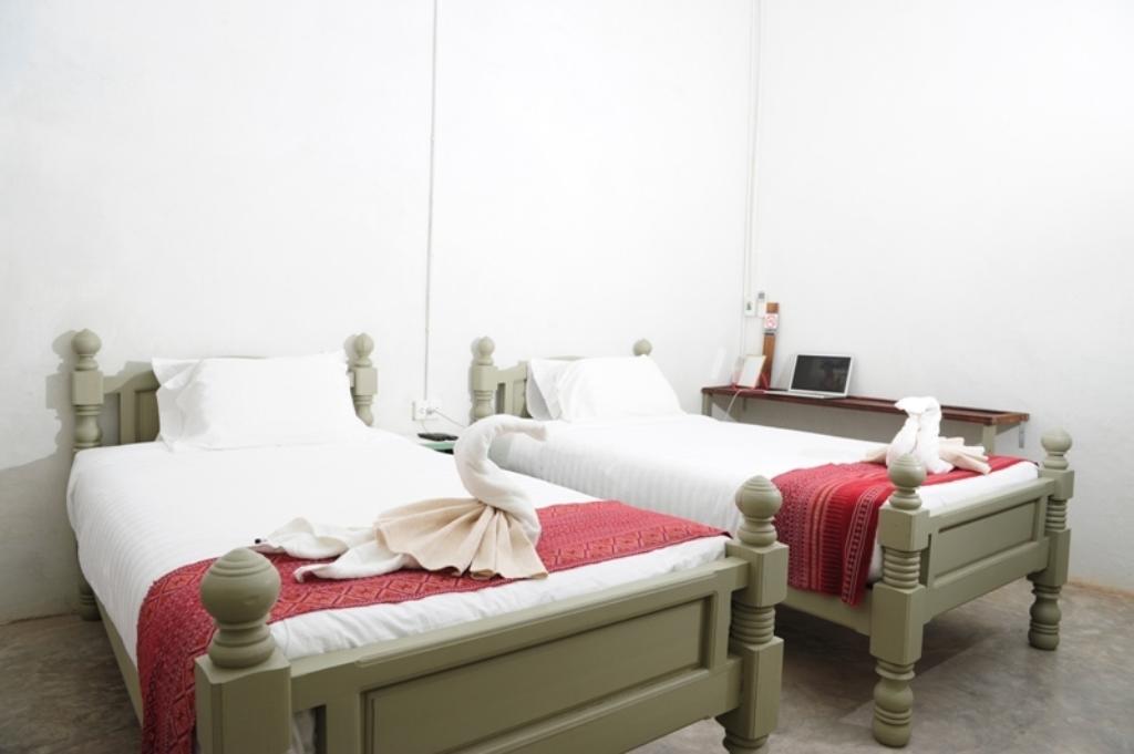 Phu-anna Eco House Resort 2*