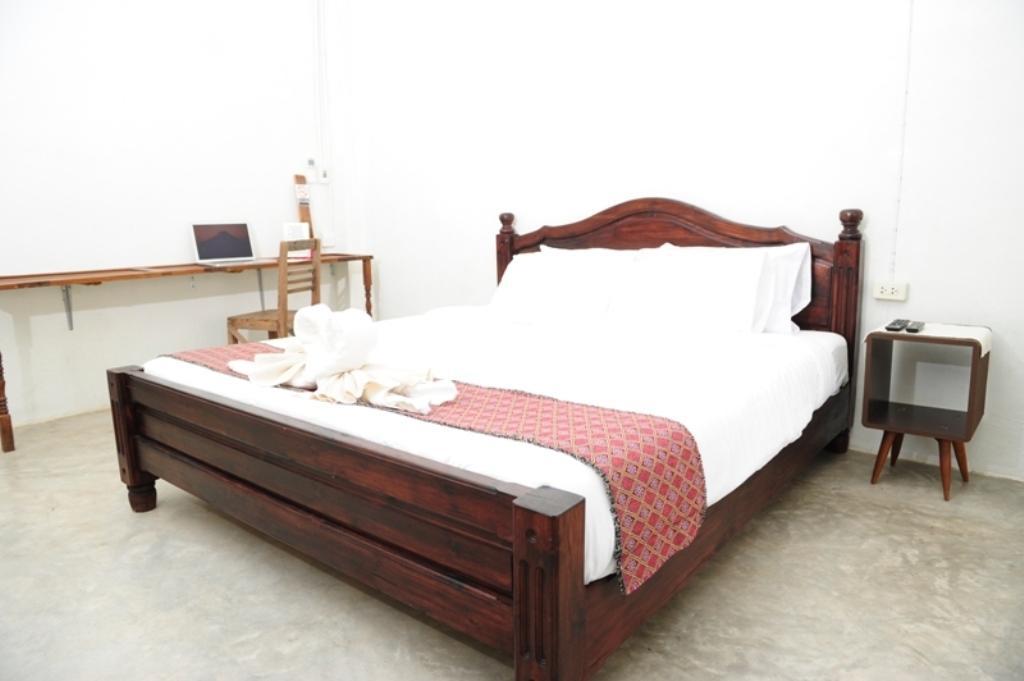 Phu-anna Eco House Hot