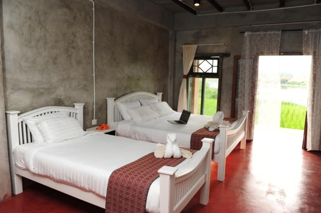Phu-anna Eco House 2*