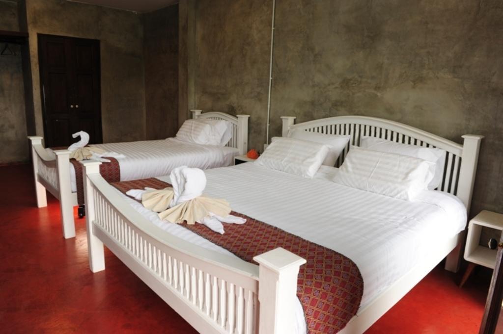 Phu-anna Eco House Resort 2*