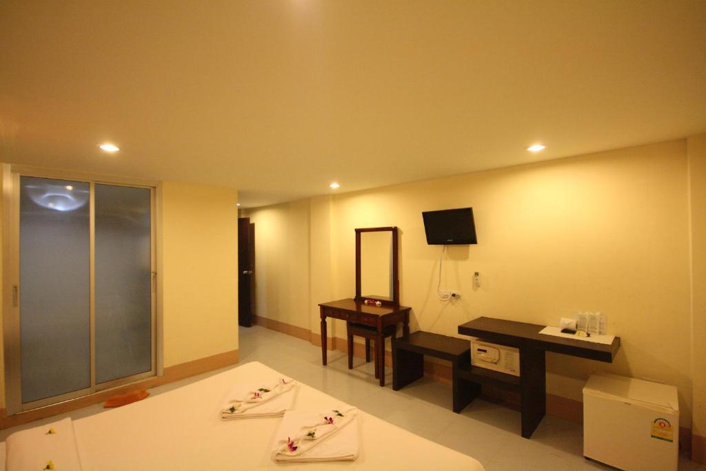 View La Hostel