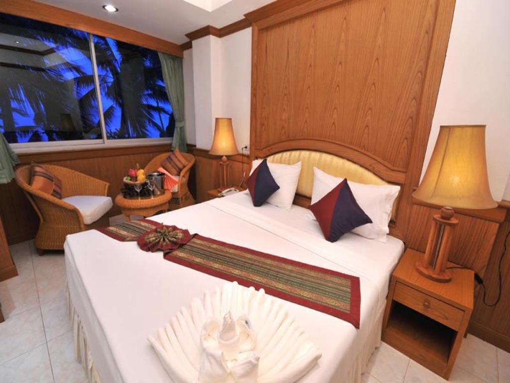 Grand Sea View Resotel Lipa Noi