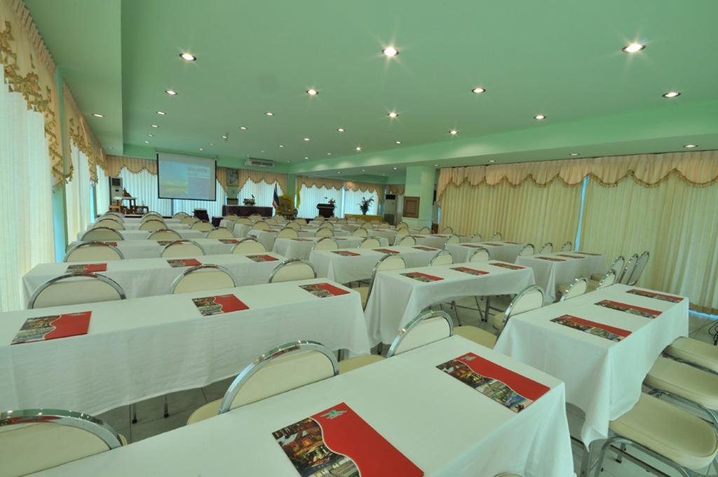 Grand Sea View Resotel Lipa Noi