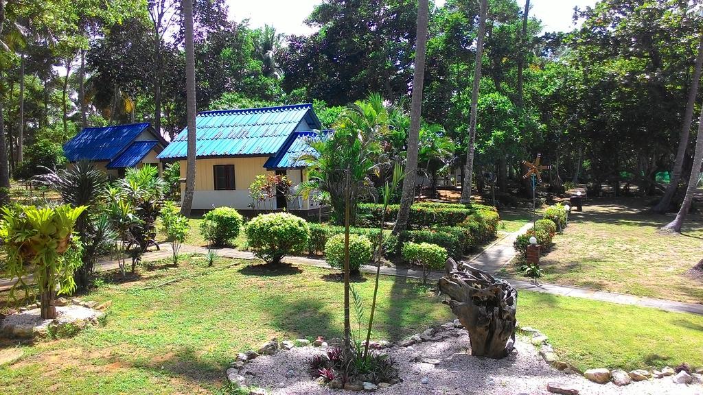 Sukorn Andaman Ko Sukon