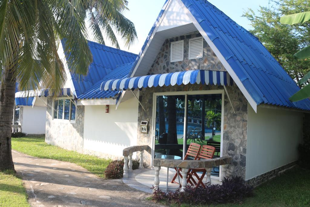 Resort Castle Howchow Khon Kaen