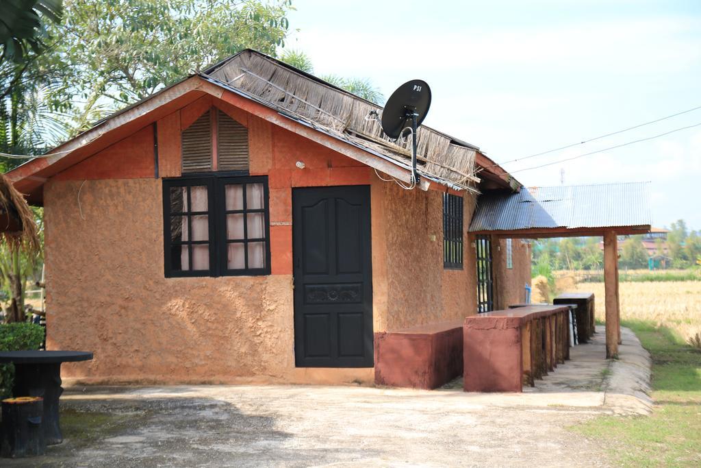 Ban Din Chiang Rai Mae Chan