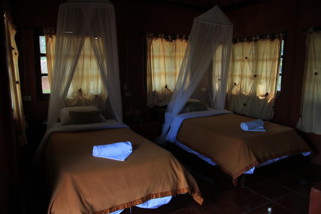 Ban Din Chiang Rai 2*