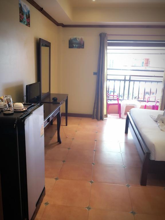Sun Shine Coast Guest house